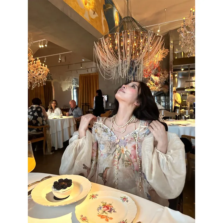 炽铂 威尼曼莎法式宫廷宽松碎花灯笼袖衬衫女复古设计感显瘦上衣