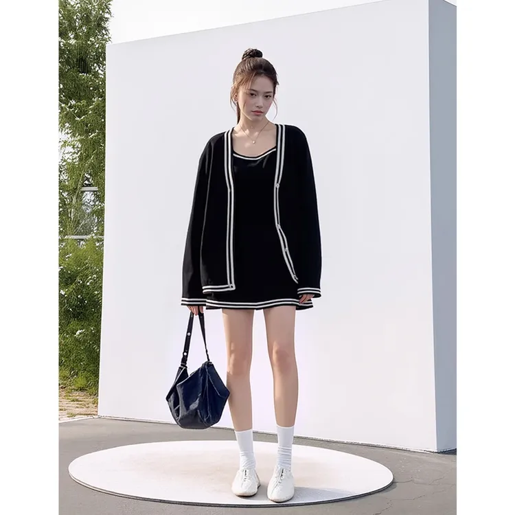 简约慵懒感针织套装女2025秋季新款宽松开衫上衣外套连衣裙两件套