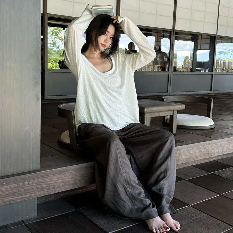 韩系chic别致吊带背心女2025新款夏季轻薄防晒长袖罩衫上衣三件套