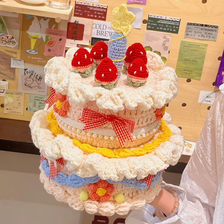 [成品]草莓蛋糕创意生日礼物DIY手工摆件钩针草莓蛋糕送女友闺蜜