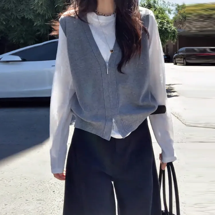 慵懒老钱风气质宽松长袖T恤女装秋季新款针织马甲时尚两件套上衣