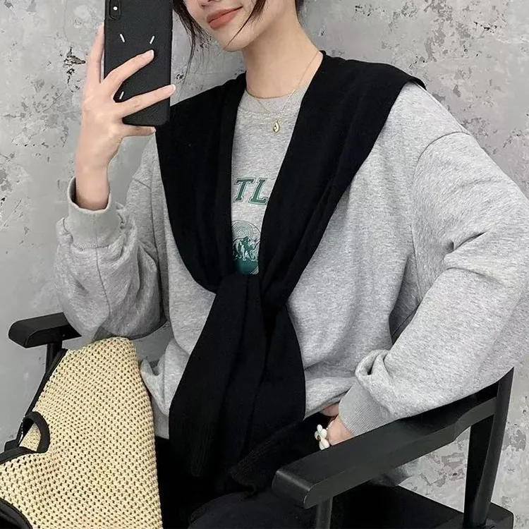 网红时尚秋冬针织藏青色条纹披肩外搭高档百搭空调房护颈围脖女