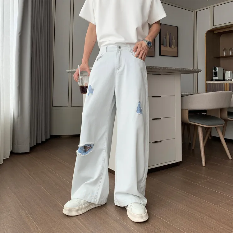一轩轩轩【长腿定格】夏季设计感薄款浅色破洞宽松直筒牛仔裤T8280
