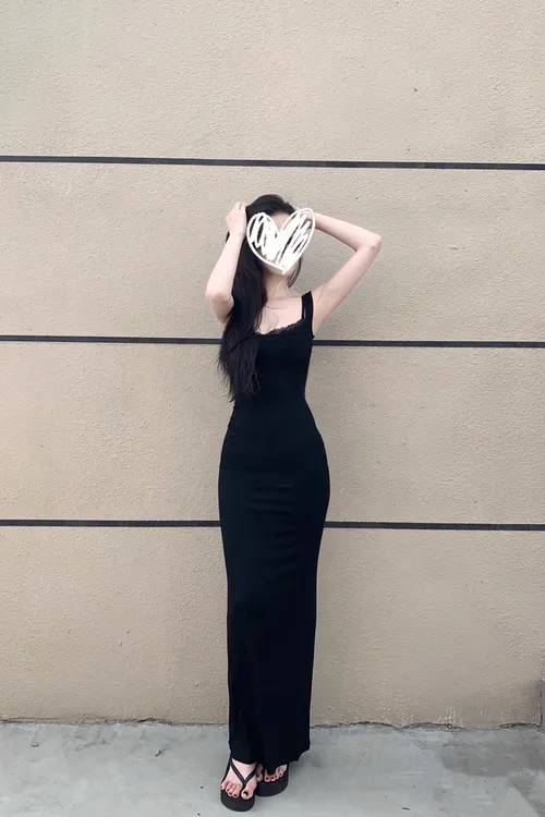 蕾丝吊带背心连衣裙套装女秋外穿紧身纯欲包臀裙长裙两件套7169