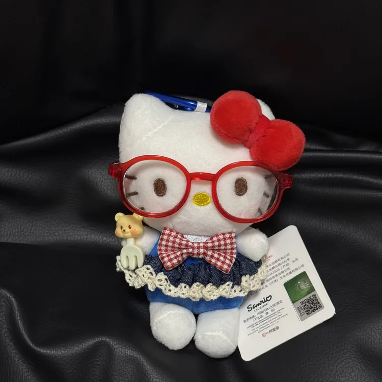 【西西里383】正版kitty牛仔裙kt可爱Kitty挂件