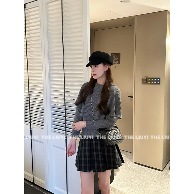【LIUYI】韩系温柔风羊毛小斗篷假两件毛衣5108A1