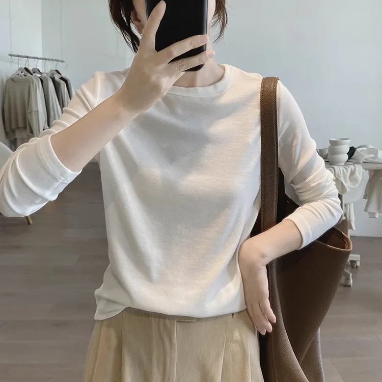 早秋2025新款圆领长袖T恤女宽松休闲百搭时尚棉质洋气打底衫上衣