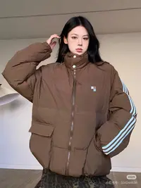 A1-4咖色“双前口袋”肩线棉服（2761）