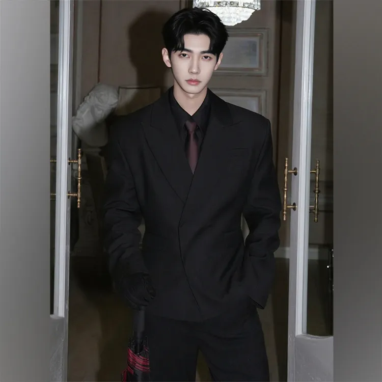 高端男士小众高级感红内垫肩西装外套2025秋冬季宽松廓形痞帅西服