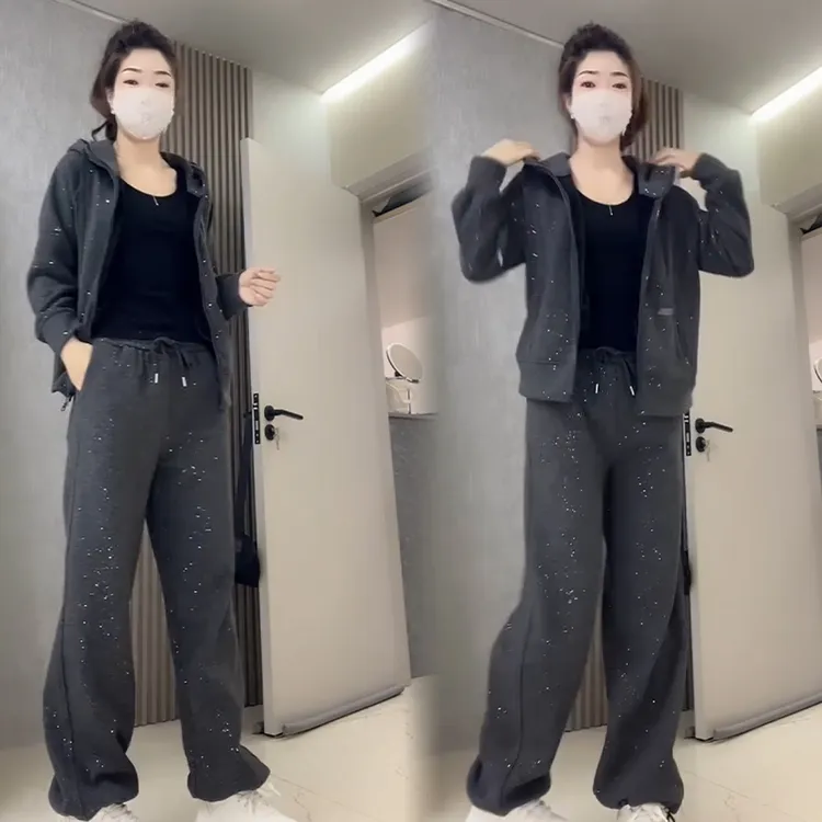 2025秋冬新款时尚显瘦气质网红高档套装女高级百搭宽松大码两件套