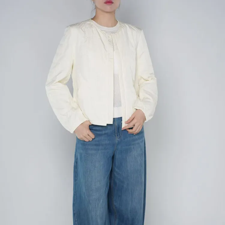 AMASS/阿玛施新款休闲圆领单排扣短款绗缝棉服软糯柔软百搭540048