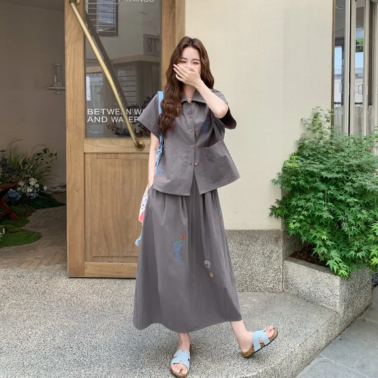 涂鸦刺绣衬衫半身裙套装2025女夏新款韩系工装风可盐可甜两件套潮