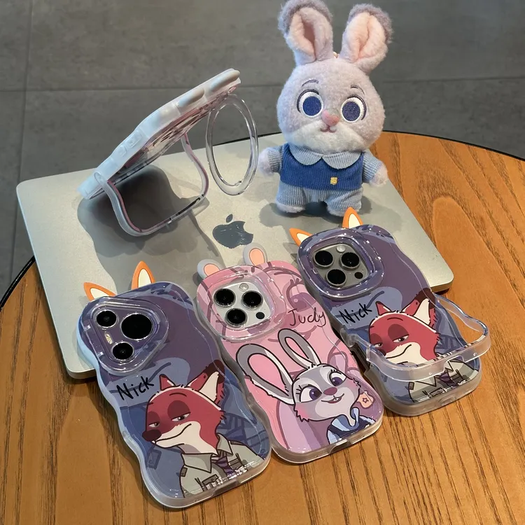 欧克里里尼克朱迪立体耳朵适用苹果16板凳手机壳华为oppo小米vivo