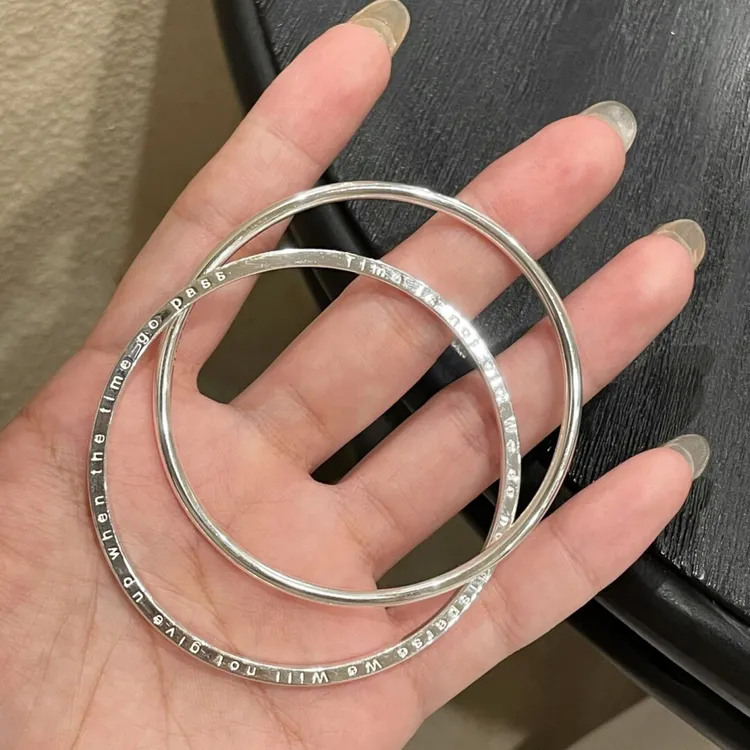 双圈双环素圈四叶草纯银手镯足银9999实心送女友闭口