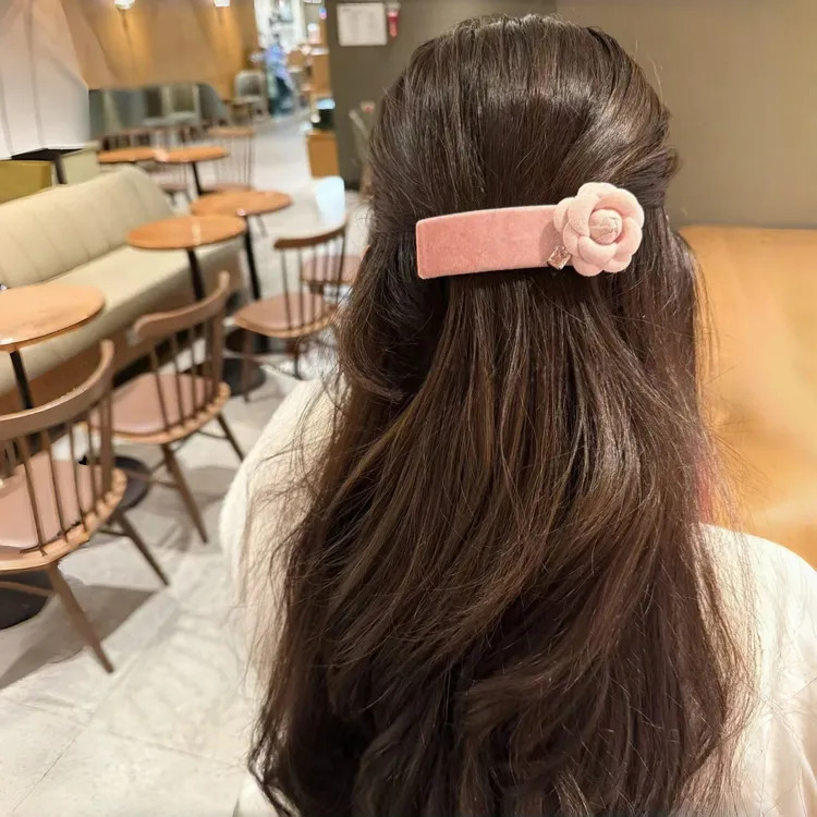 韩国进口高级感丝绒发夹发饰气质小香风山茶花发卡后脑勺顶夹头饰