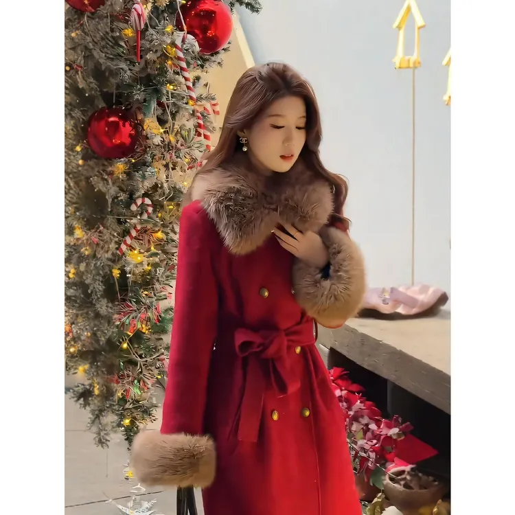 过年战衣加厚毛呢大衣秋冬款中长款冬季羽绒服双排扣加绒内胆