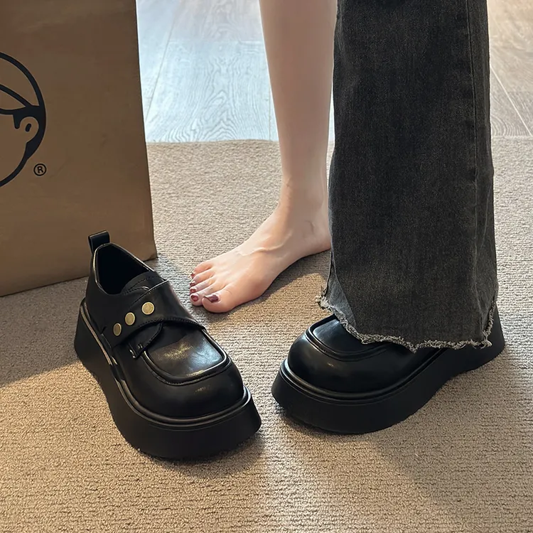 厚底英伦风黑色增高小皮鞋女2025春秋新款大头单鞋玛丽珍乐福鞋子