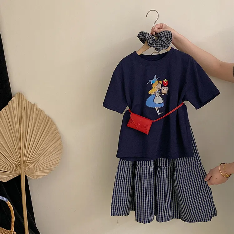 2【安安家】女童印花卡通小女孩短袖T恤拼接格子半身裙两件套Z-TQ0