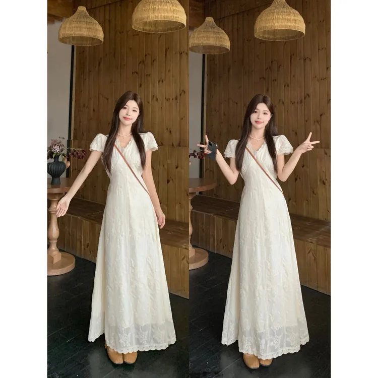 2025年夏大码法式初恋风甜美刺绣收腰茶歇公主裙M至4XL码