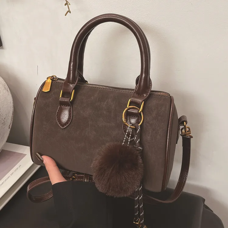 新款韩版时尚复古女包手提单肩斜挎小包包枕头包休闲百搭软皮包包