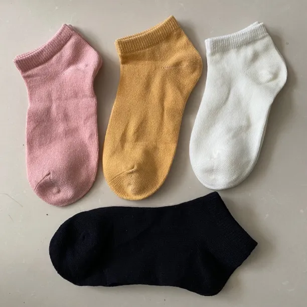 儿童纯棉素色短袜百搭款春夏中性纯色男女童短筒袜精品无骨短筒袜