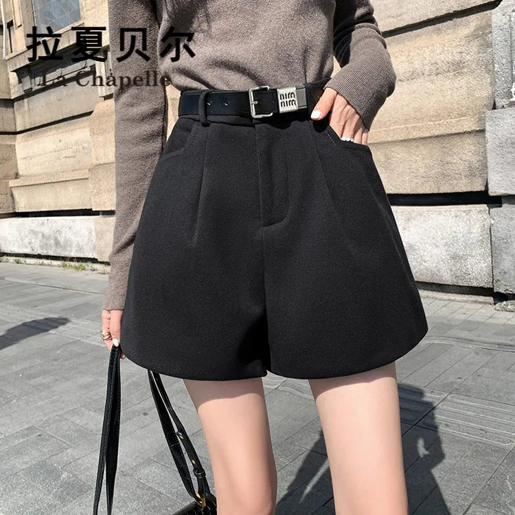 拉夏贝尔高腰毛呢短裤女2025秋冬保暖显瘦小个子外穿a字阔腿靴裤