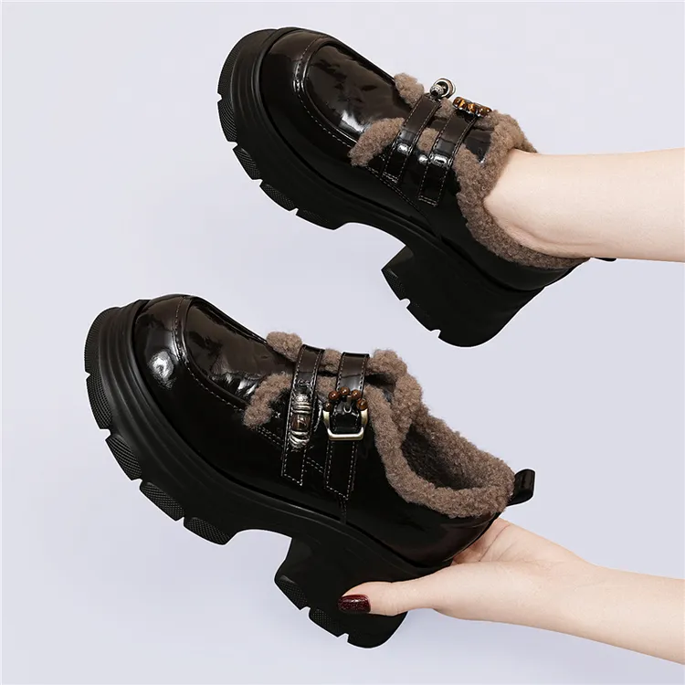 真皮乐福鞋女秋冬加绒2025新款厚底雪地靴保暖毛毛棉鞋单鞋小皮鞋