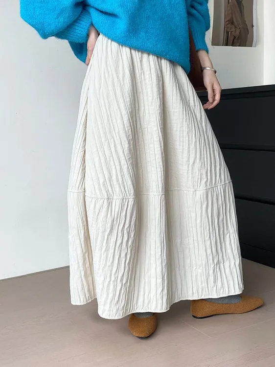 2025褶皱肌理感立体花苞裙氛围显瘦高腰百搭绗线中长半身裙秋冬