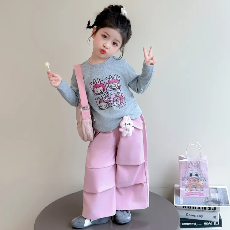 女童卡通工装裤套装洋气儿童春秋季现款女宝宝休闲两件套装小女孩