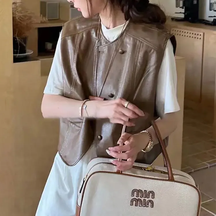 E不规则马甲女25年秋季新款韩版短款无袖背心休闲皮马夹外套上衣