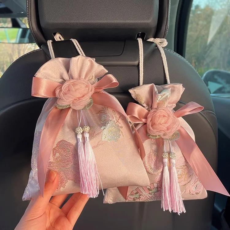 新款汽车竹炭包除甲醛新车专用去除异味活性炭包车载碳包椅背挂式