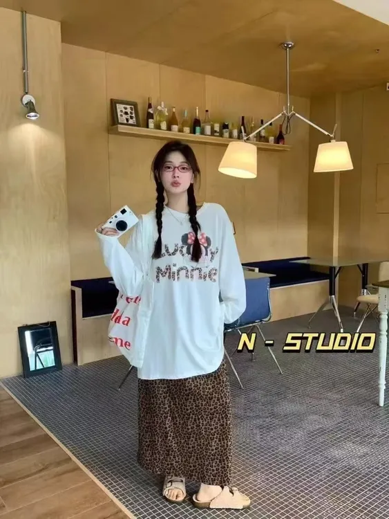 韩系设计感宽松甜辣百搭卡通印花长袖防晒+豹纹半身裙显瘦两件套