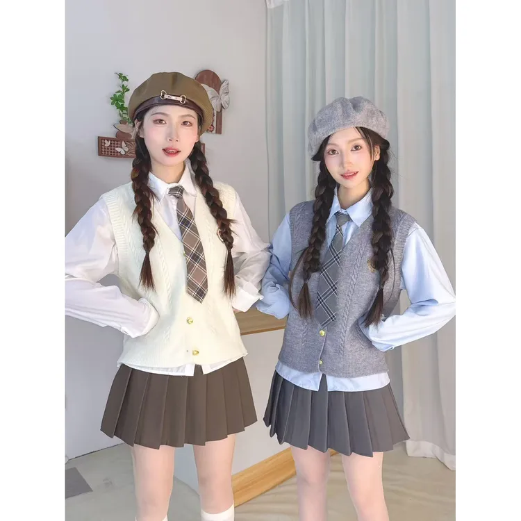 韩系学院风叠穿衬衫领带针织马甲新款设计新款潮牌女装888四件套