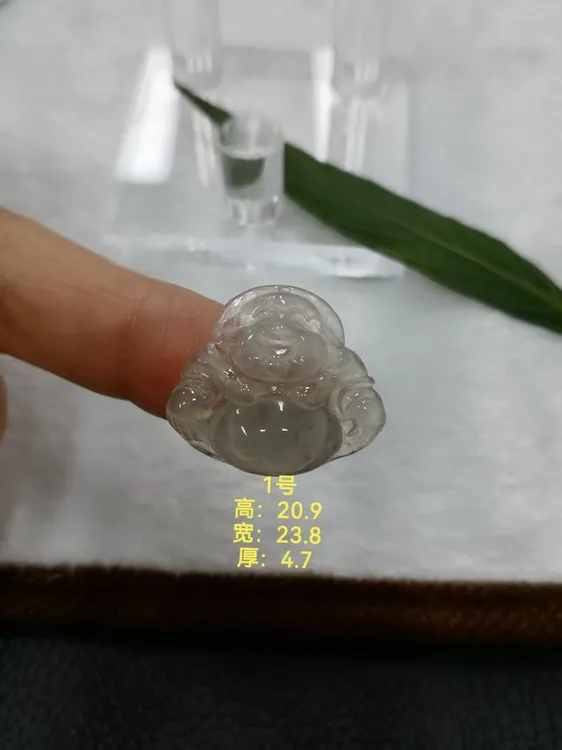 冰种女款佛公仔翡翠吊坠 天然翡翠缅甸A货 多样性发货其一