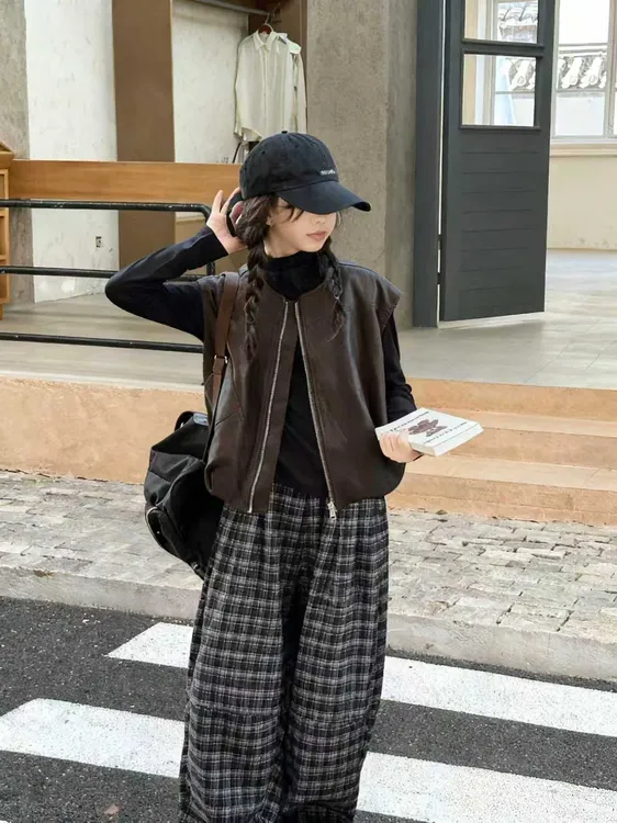 【高品质】秋季韩版女中大童洋气时尚皮马甲格子裤三件套套装