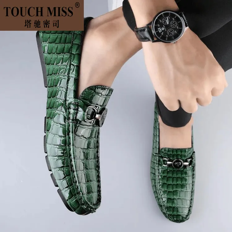 TOUCH MISS鳄鱼纹豆豆鞋男真皮软底一脚蹬时尚潮流休闲皮鞋春季亮