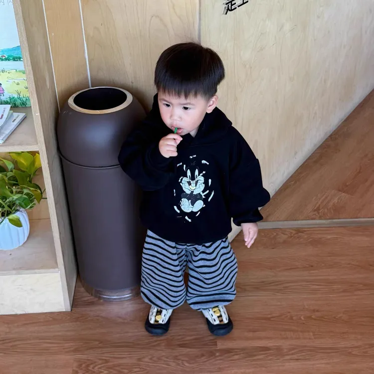 秋季新款韩版男童套装2025儿童连帽卫衣女童百搭条纹卫裤两件套