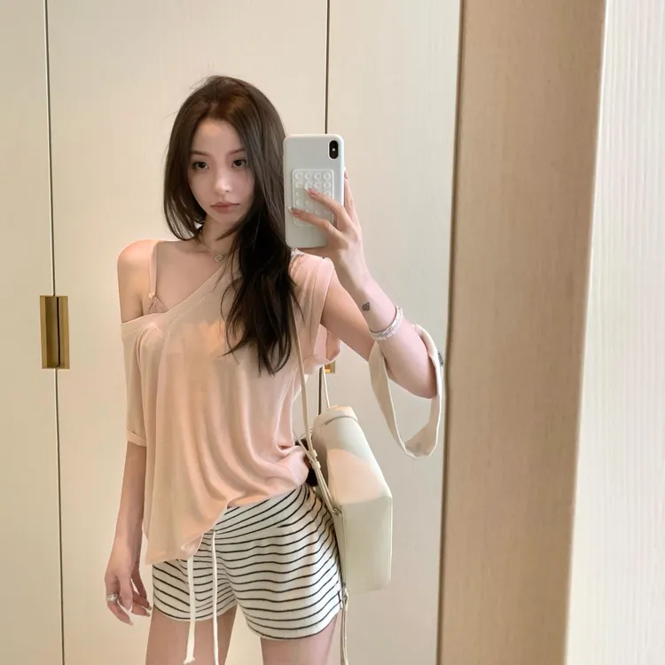 纯欲V领打底上衣夏季辣妹修身简约百搭短袖t恤女条纹休闲短裤