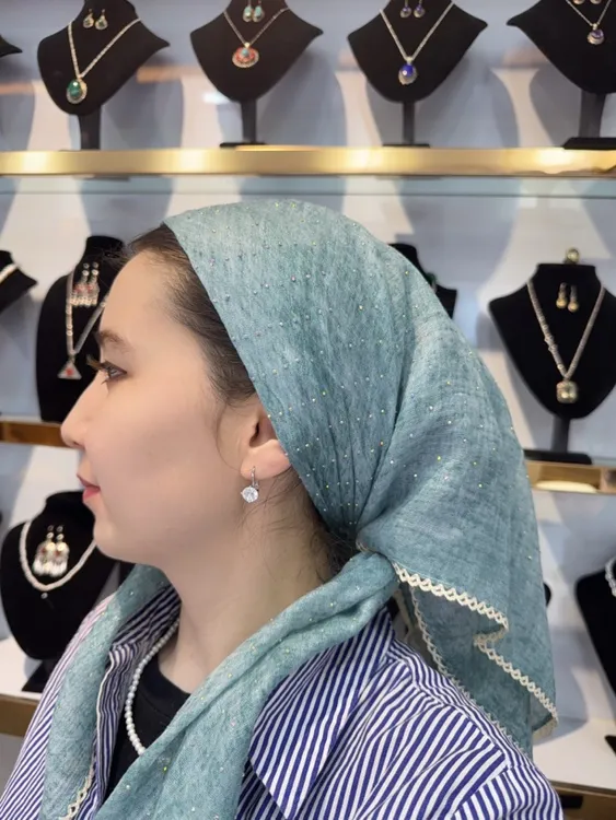 3.8礼物。棉质头巾