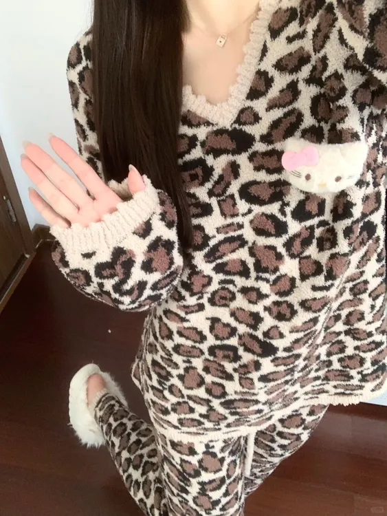 【DMXJ大梦想家】甜美kitty豹纹半边绒睡衣女秋冬款保暖家居服套装