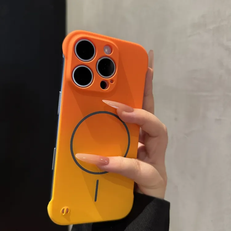 渐变磁吸无边框适用苹果16promax手机壳时尚iPhone15创意14个性13
