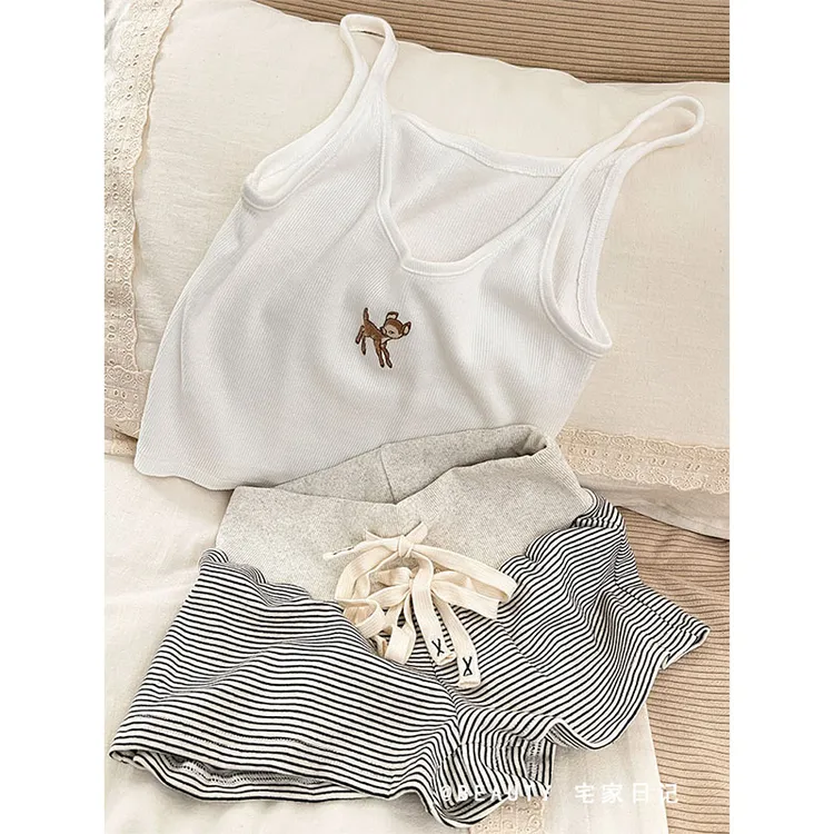 少女可爱设计感小鹿印花吊带睡衣女夏2025新款短裤套装大码居家服