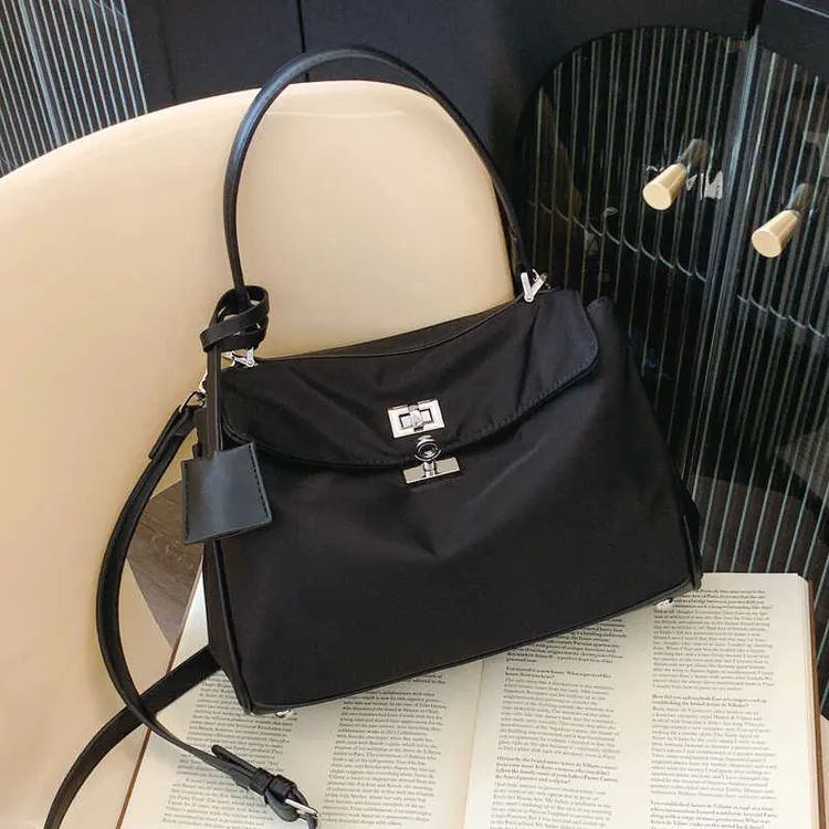 包包女包新款大容量通勤托特包手腋通勤穿搭女款大容量帆布托特包