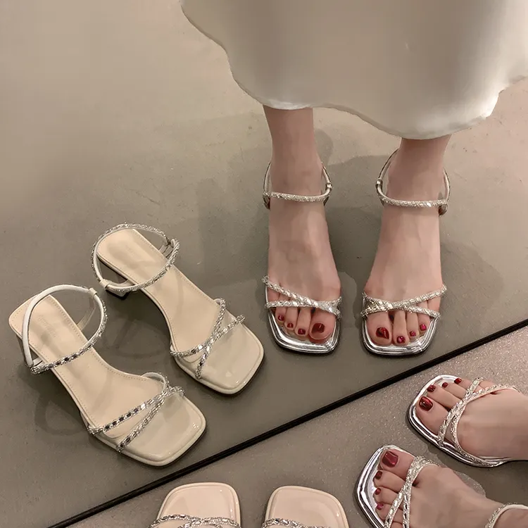 贾不假凉鞋女款2025新款夏季绝美时尚水钻仙女风配裙子一字高跟鞋