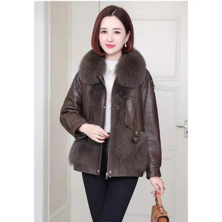 【海宁皮草级质感】复古棕皮衣+奢华毛领，保暖时髦两不误秋冬显贵气