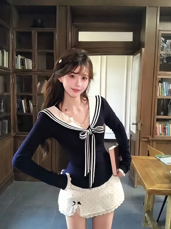 清潭学院 初秋新款纯欲甜美学院风温婉大方出游显瘦修身上衣半裙