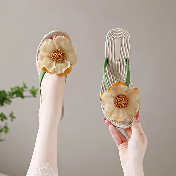 太阳花人字拖女款夏季外穿防滑时尚沙滩鞋夹脚凉拖鞋可爱外出家用