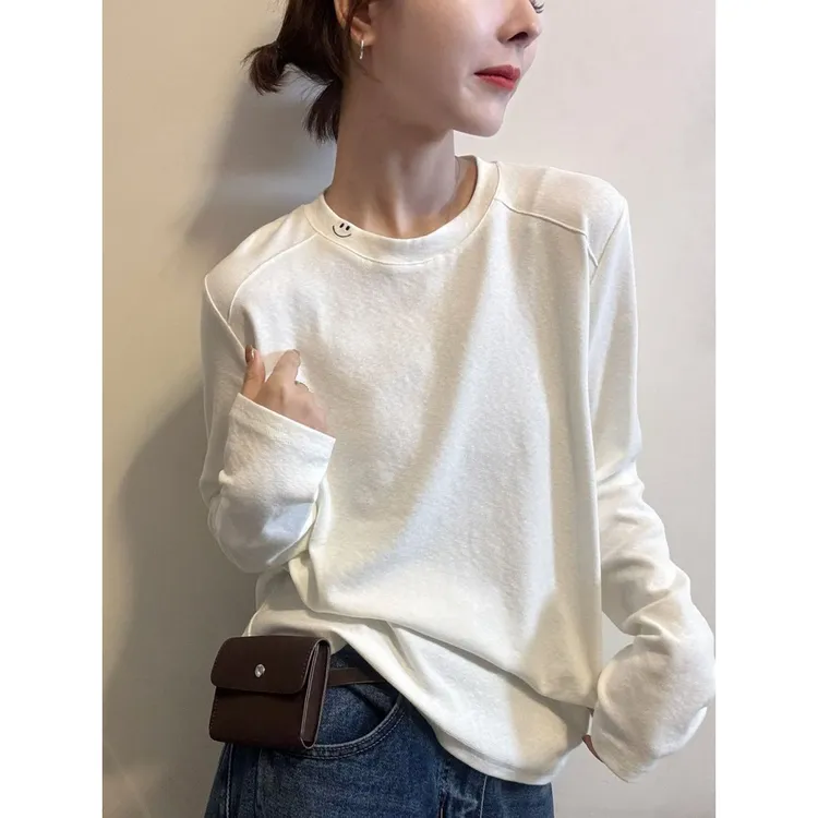 独特漂亮秋冬上衣2025秋装新款白色长袖T恤女笑脸刺绣圆领打底衫