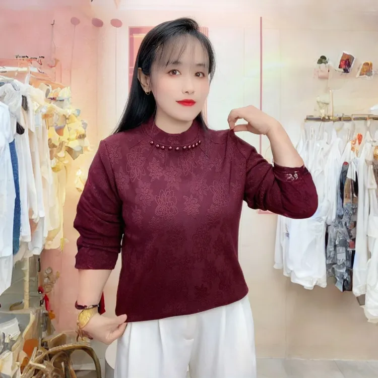 加绒圆领小衫秋冬洋气百搭显瘦纯色钉珠时尚气质长袖