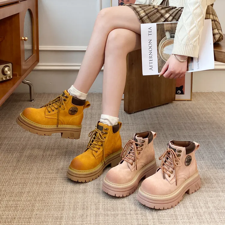 贾不假马丁靴女款2025新款秋冬超火复古百搭厚底增高大黄靴短靴子